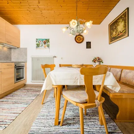 Stockinger Hof Apartment